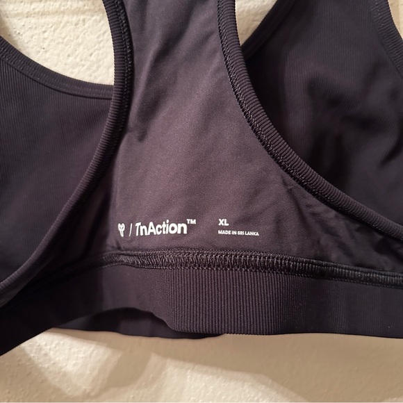 TNASLICK™ RIB CLIMB SPORTS BRA BLACK EUC LIKE NEW - Picture 14 of 16